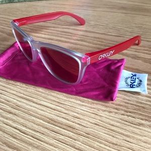 Genuine Woman’s Frogskin Oakley’s PRICE FIRM